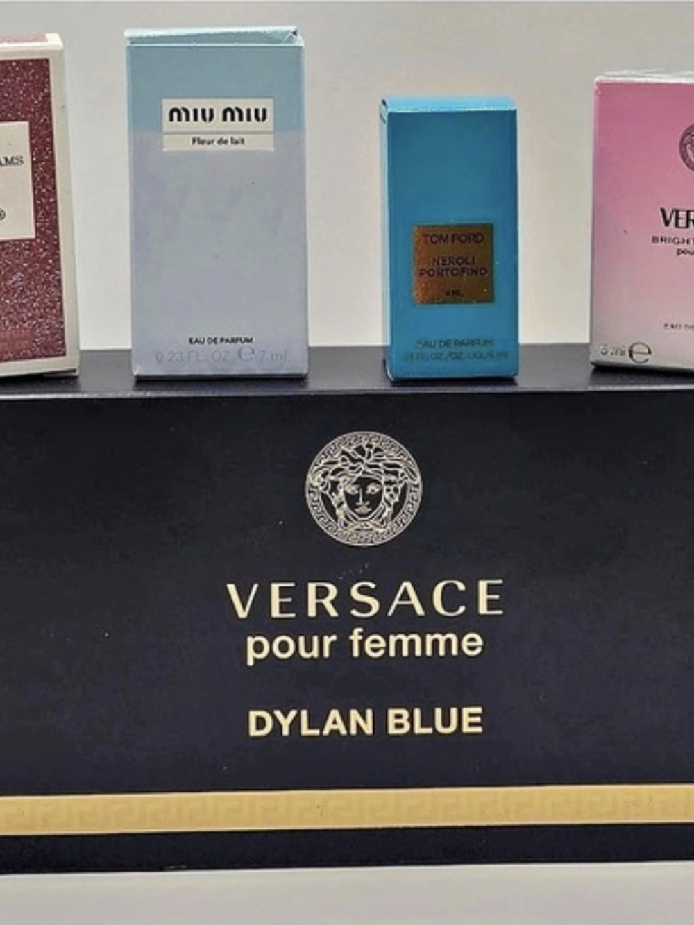Versace Dylan Blue Pour Femme Fragrance Gift Set Blue & Pink NWT